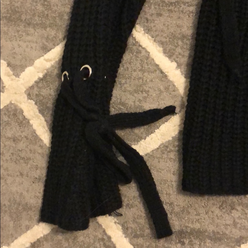 Tobi black sweater - Picture 6 of 7
